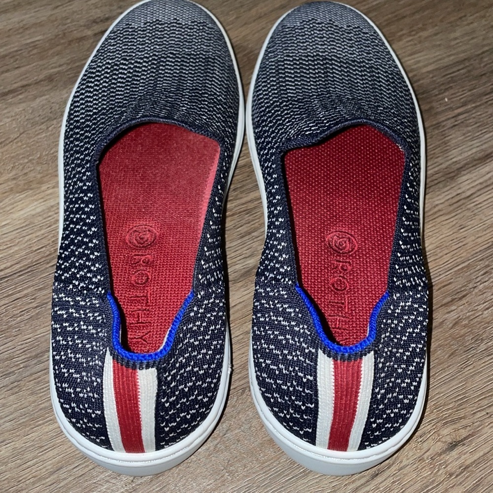 Rothys retired slide on maritime gradient size - 8 woman’s sneaker - Picture 2 of 6